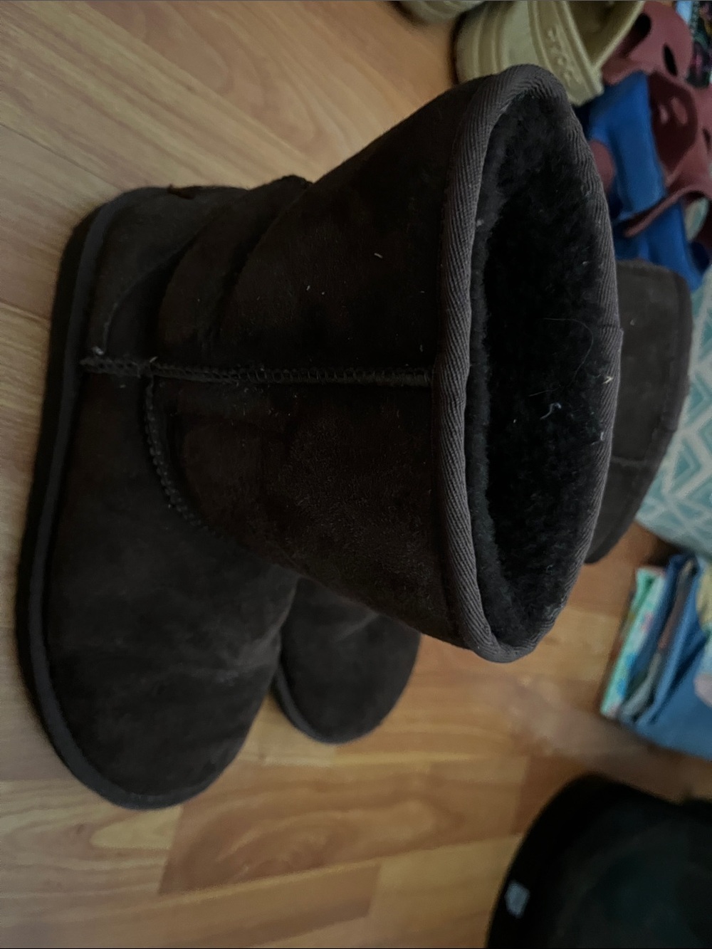 UGG Chocolate Brown Classic Short Shearling Boots Size 8